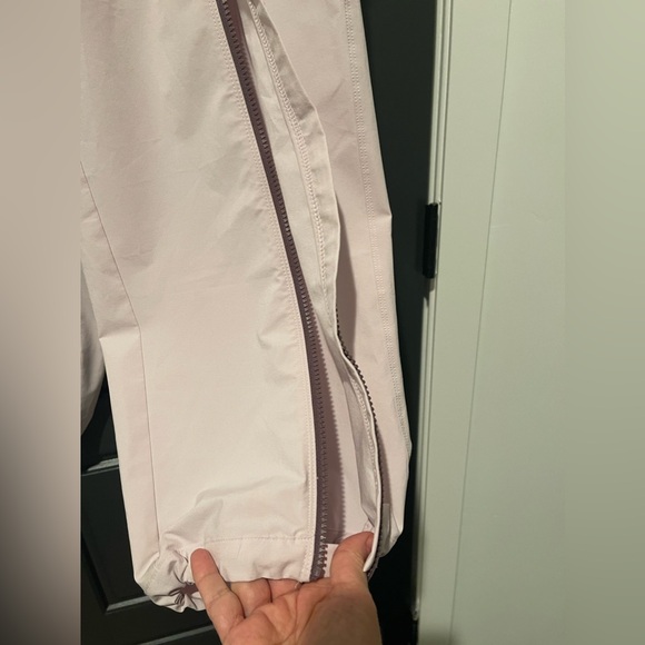 Athleta Stay Fly Pink and Mauve Zipper Nylon Track Pant Size Medium Gently Worn - Picture 5 of 10